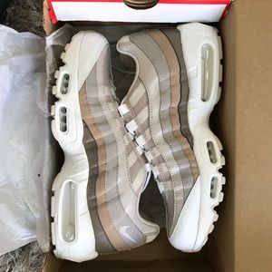 Nike Wmns Air Max 95 Sneakers 307960-015